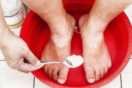 Sēnītes ārstēšana uz kājas īkšķa